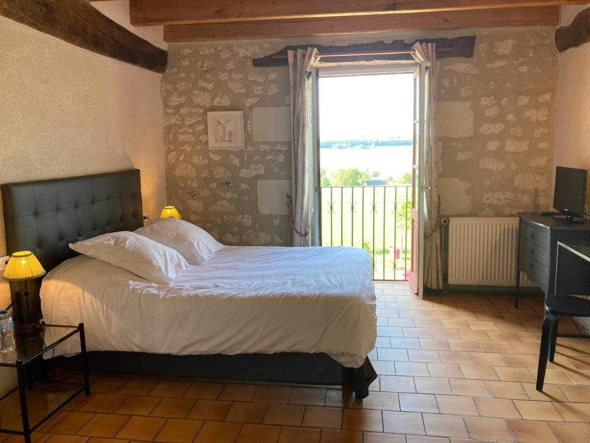 Logis Auberge De Crissay Екстериор снимка
