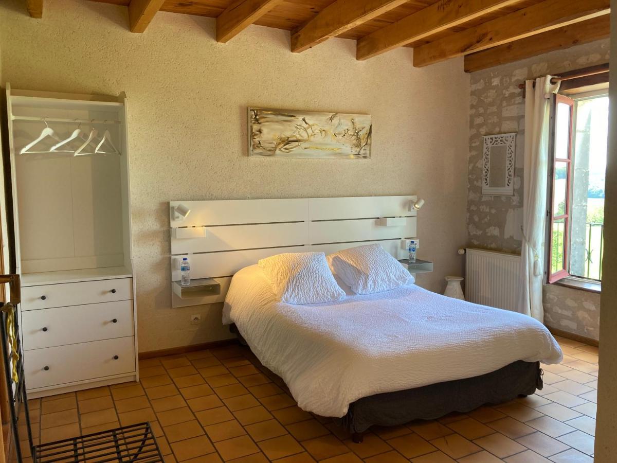 Logis Auberge De Crissay Екстериор снимка