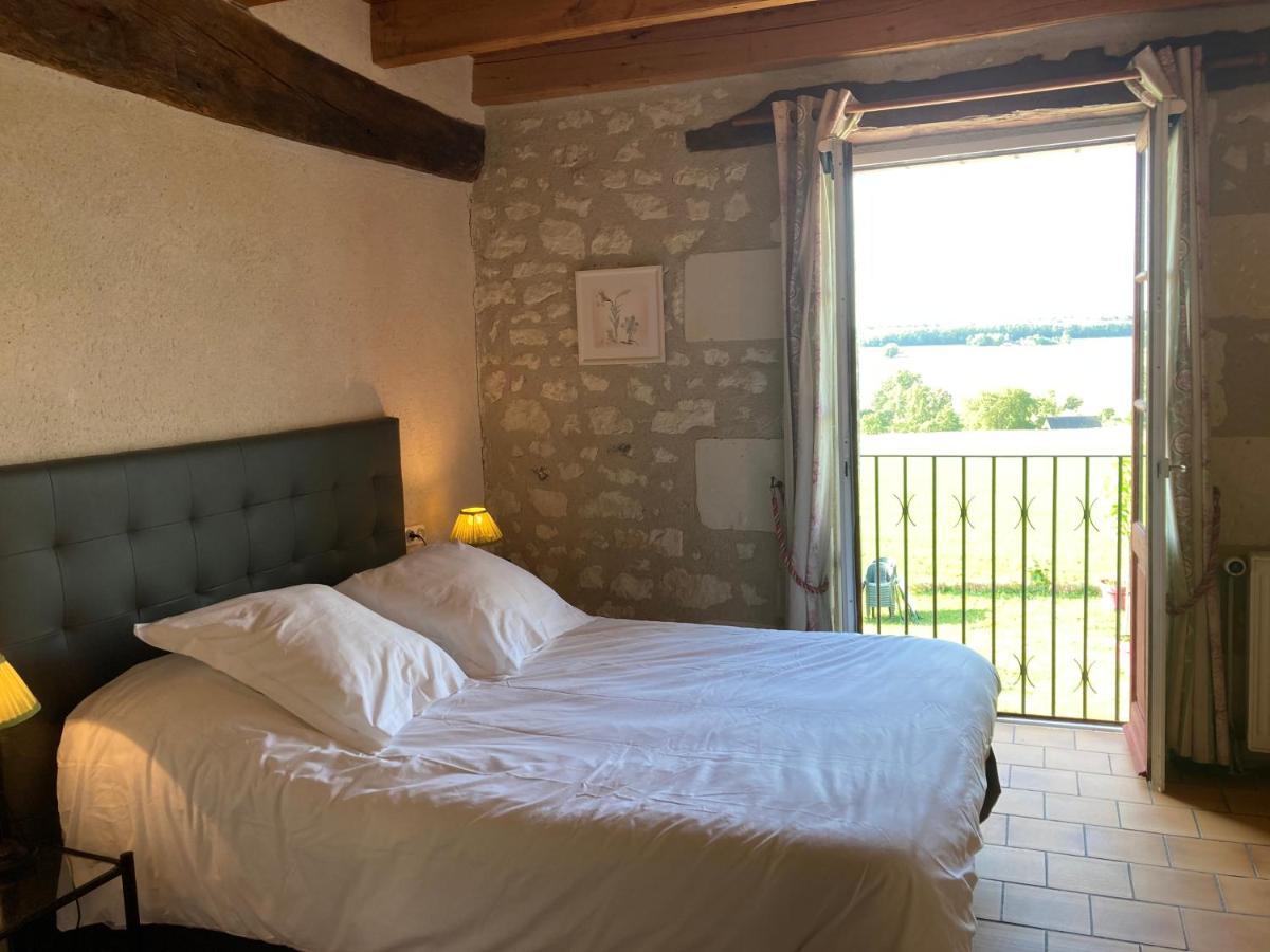 Logis Auberge De Crissay Екстериор снимка