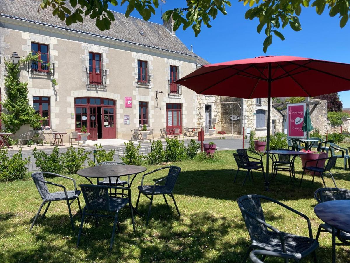 Logis Auberge De Crissay Екстериор снимка