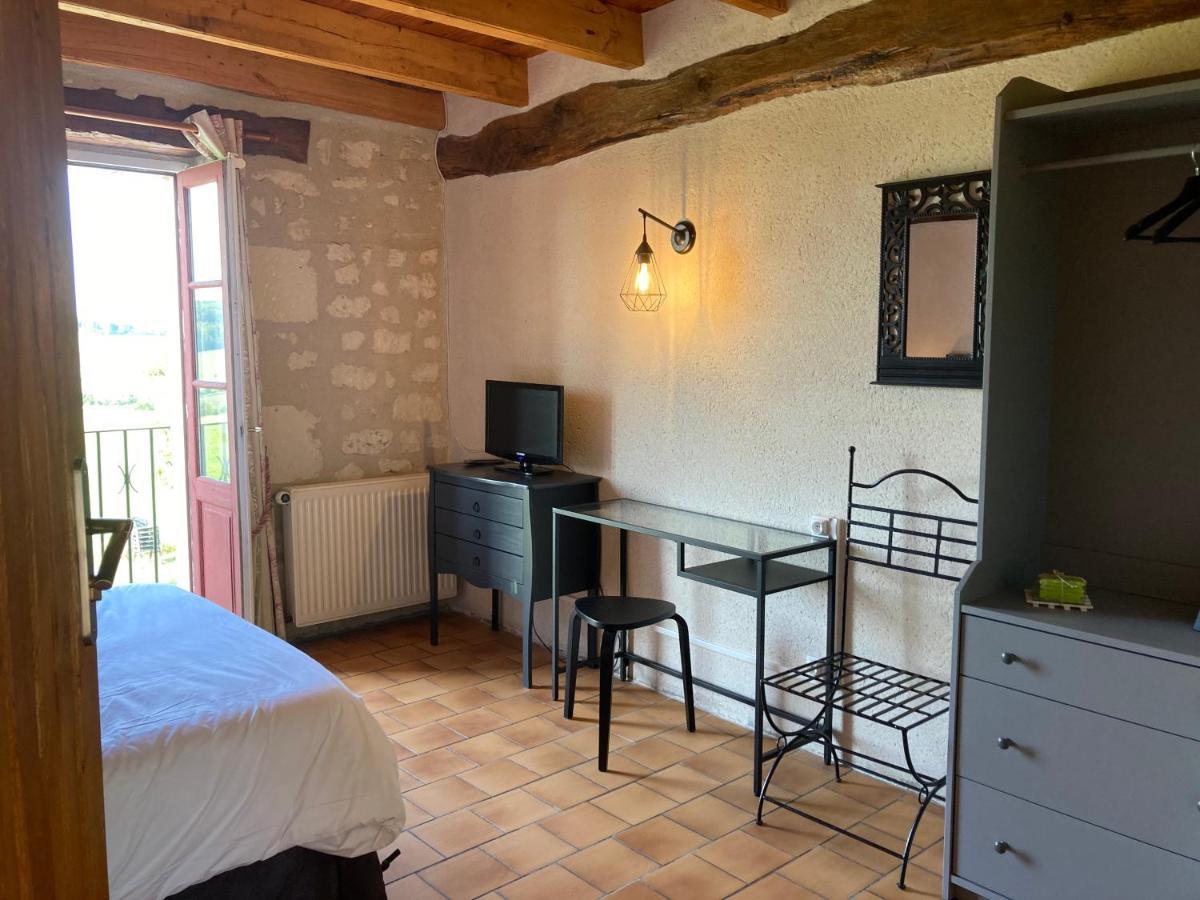 Logis Auberge De Crissay Екстериор снимка
