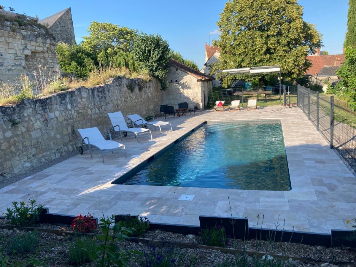 Logis Auberge De Crissay Екстериор снимка