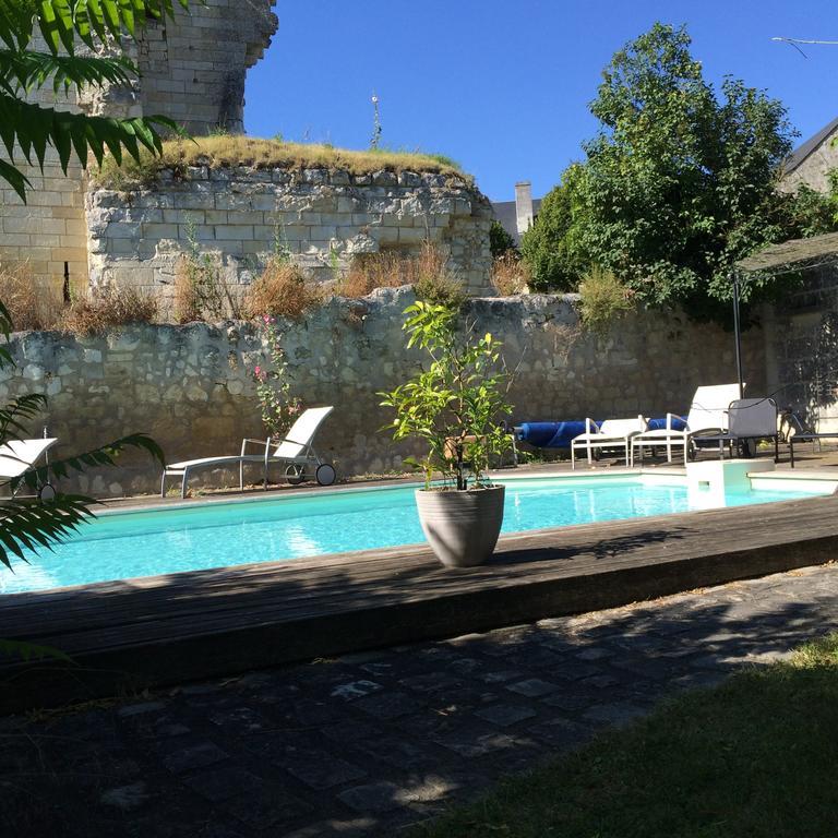 Logis Auberge De Crissay Екстериор снимка